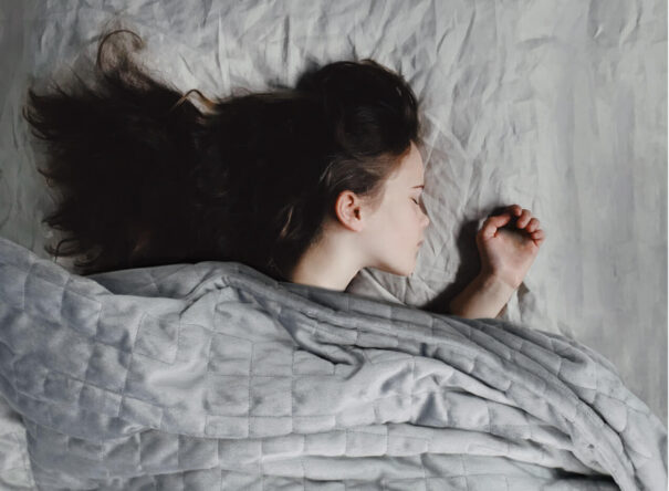 Slapen wordt rustiger en leuker met de Somnox verzwaringsdeken voor kinderen.
